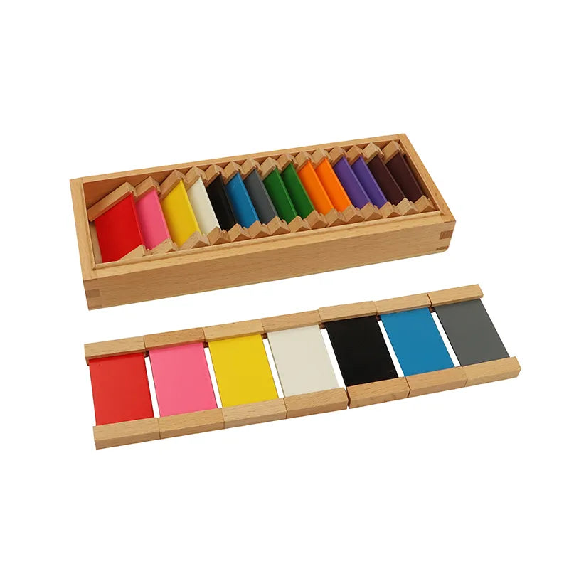 Deuxième  boîte des couleurs en bois